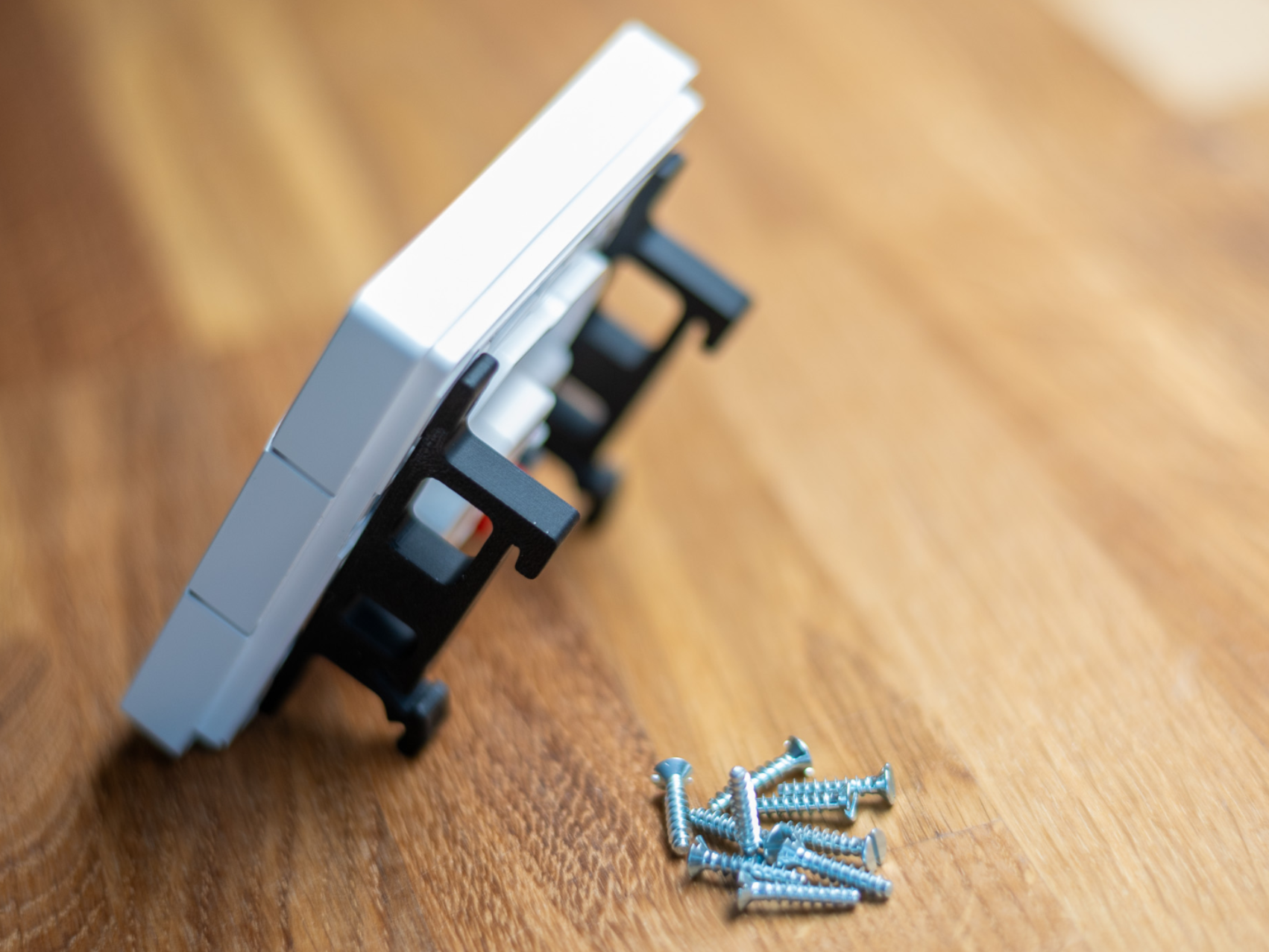 DIN rail mount for 60mm devices