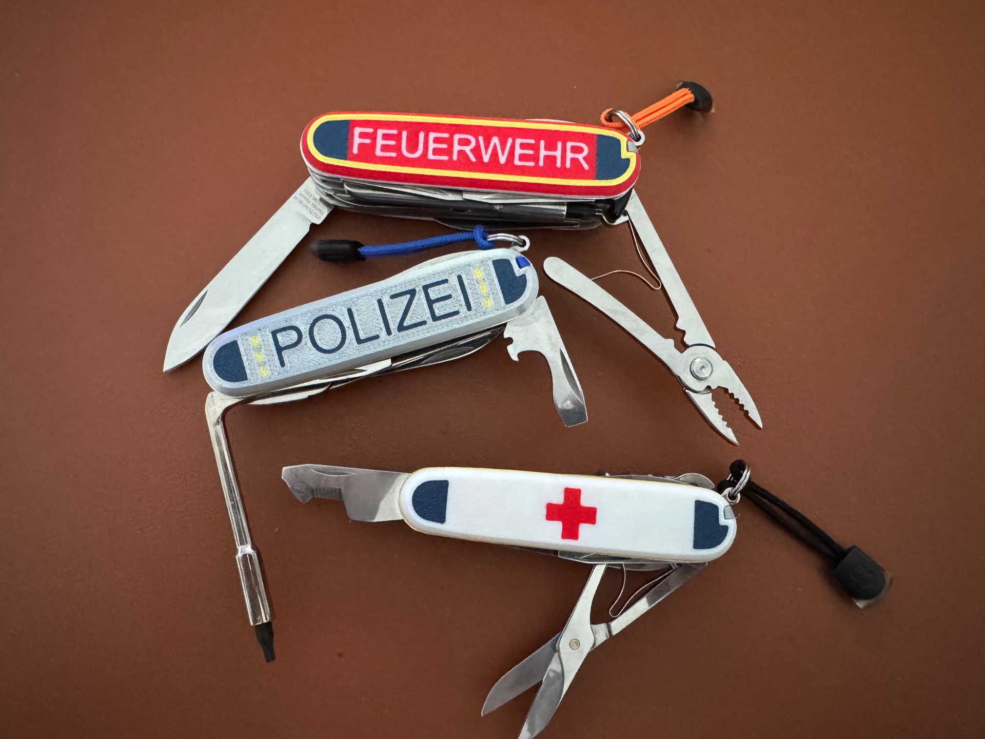 Victorinox 91mm Griffschalen - First Responder