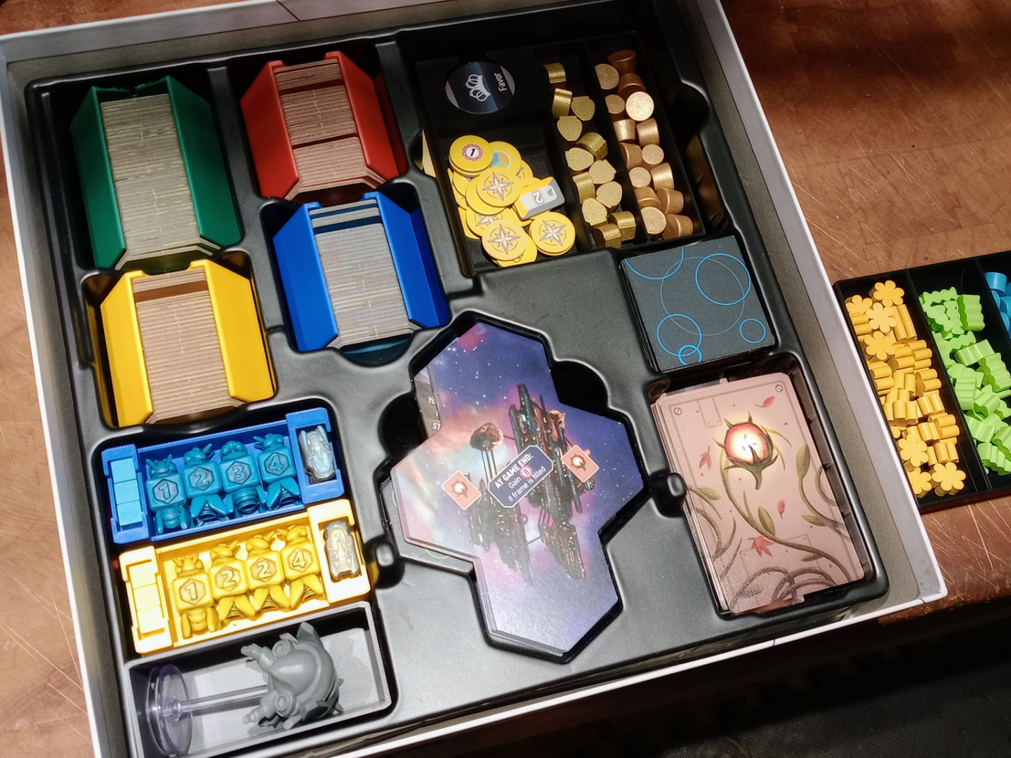 Apiary Insert
