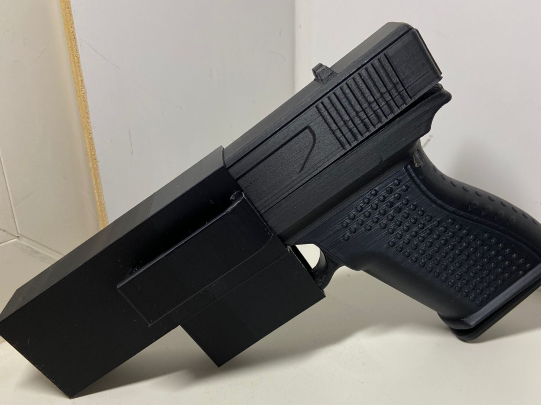 Glock holster with beltclip