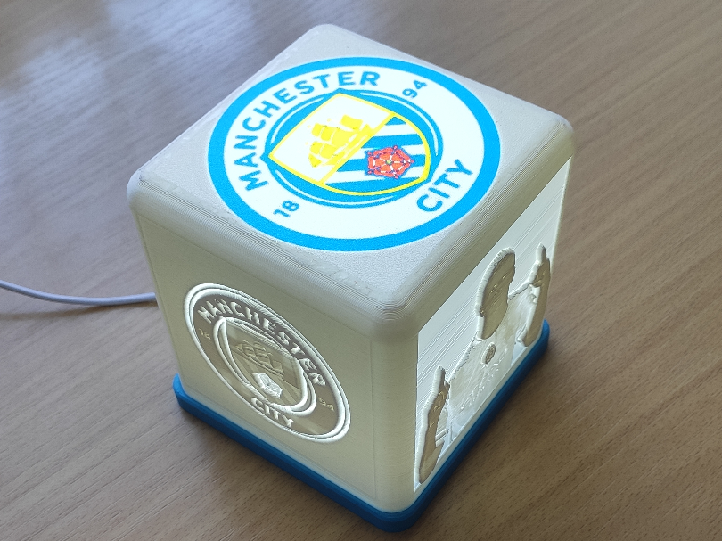 Manchester-City lamp (Haaland)