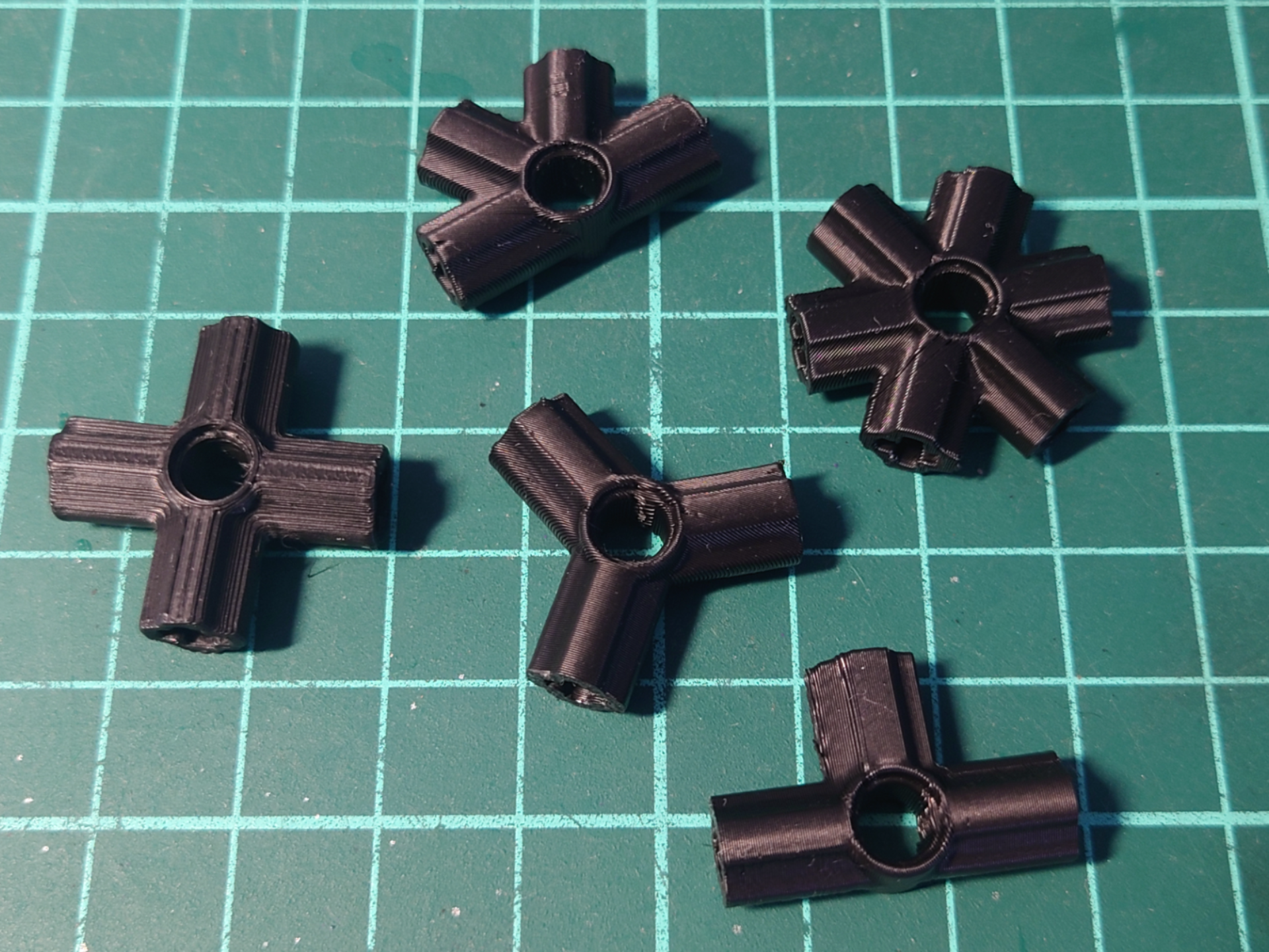 Set of axle connectors 90 and 60 deg. angle