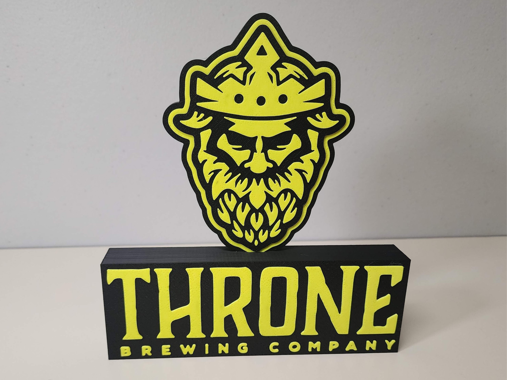 Throne Brewing Desk Display