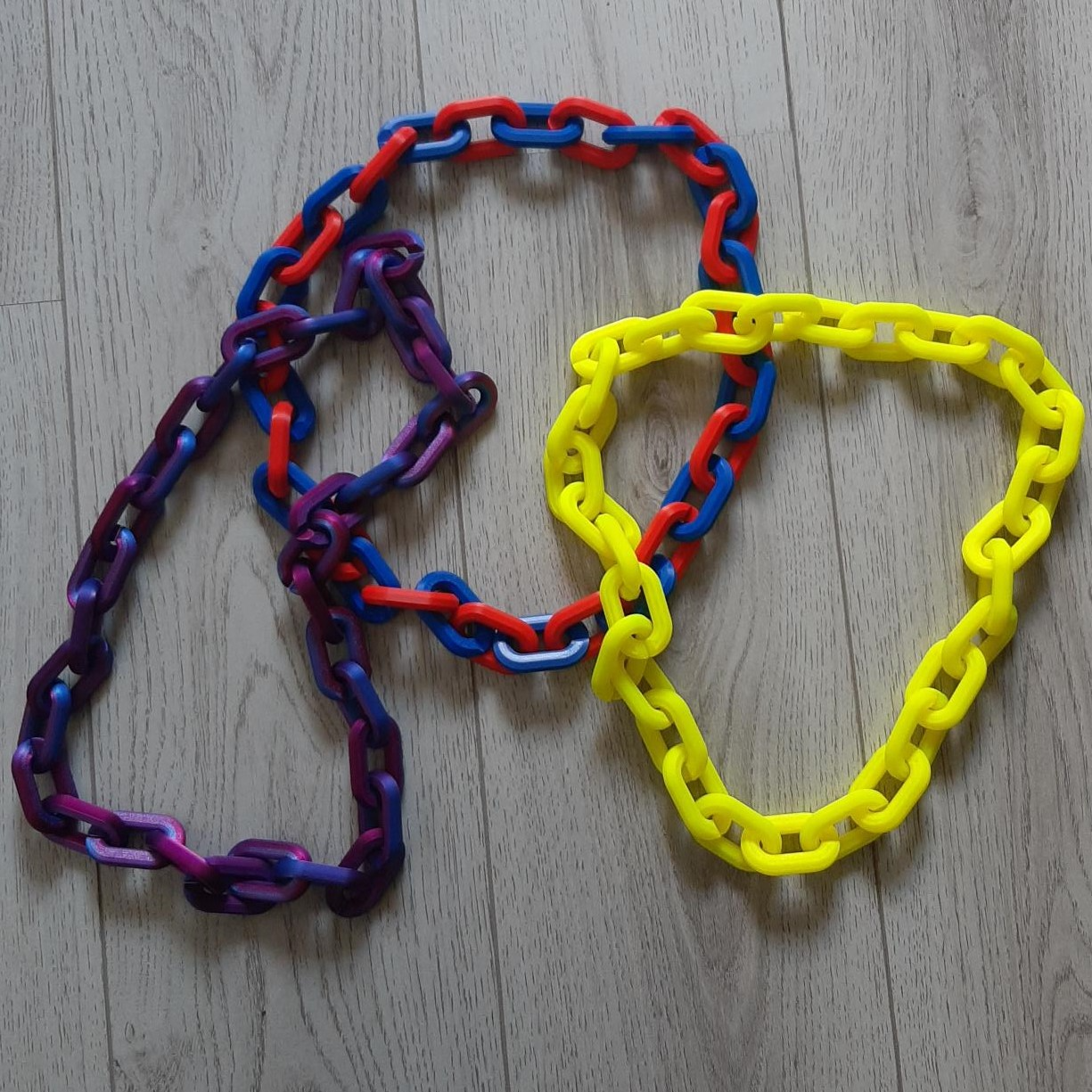Logo Chain