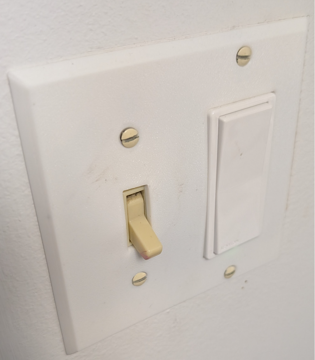 Switch Cover 1 toggle 1 Paddle