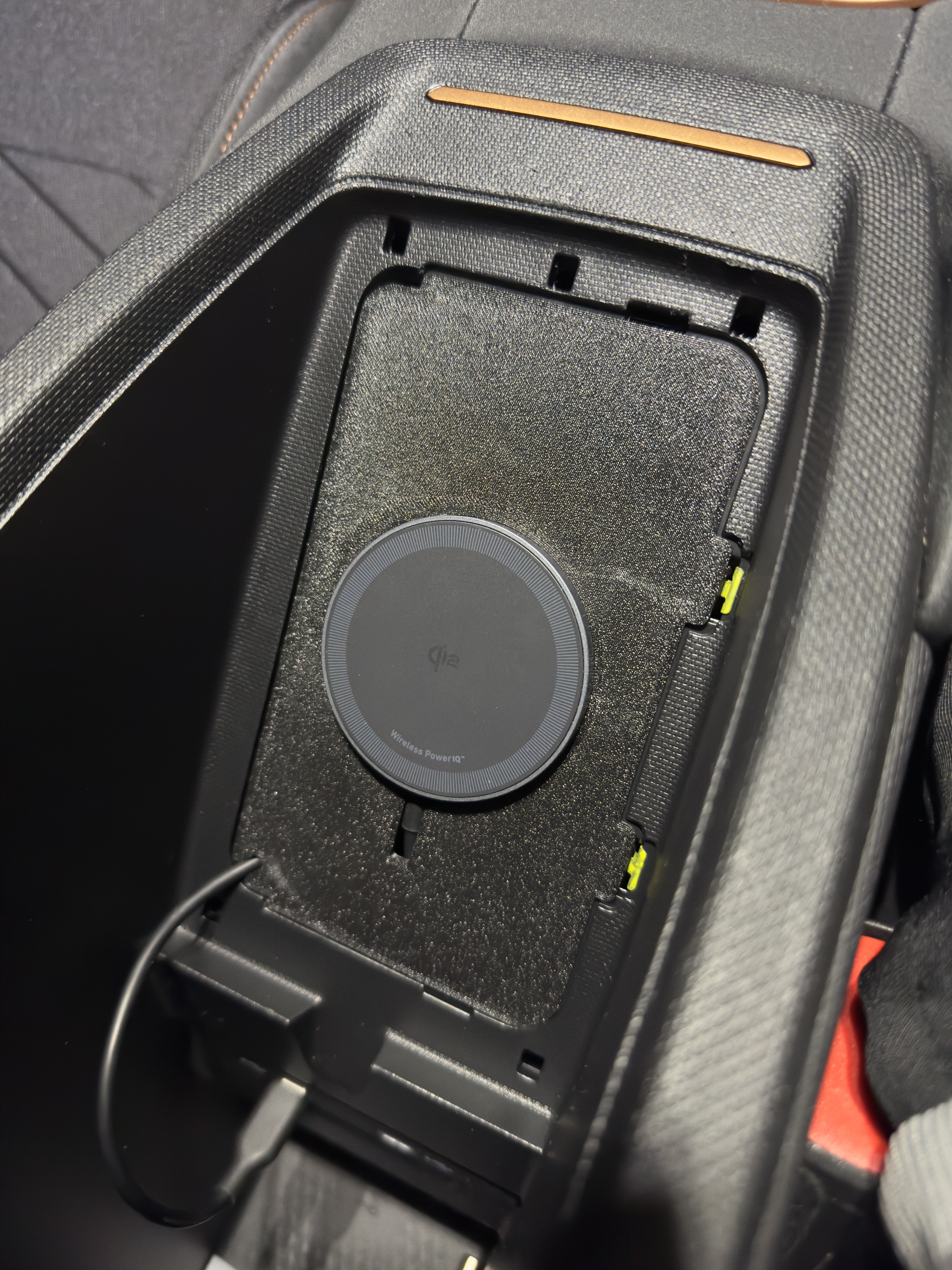 Cupra Born Magsafe retrofit