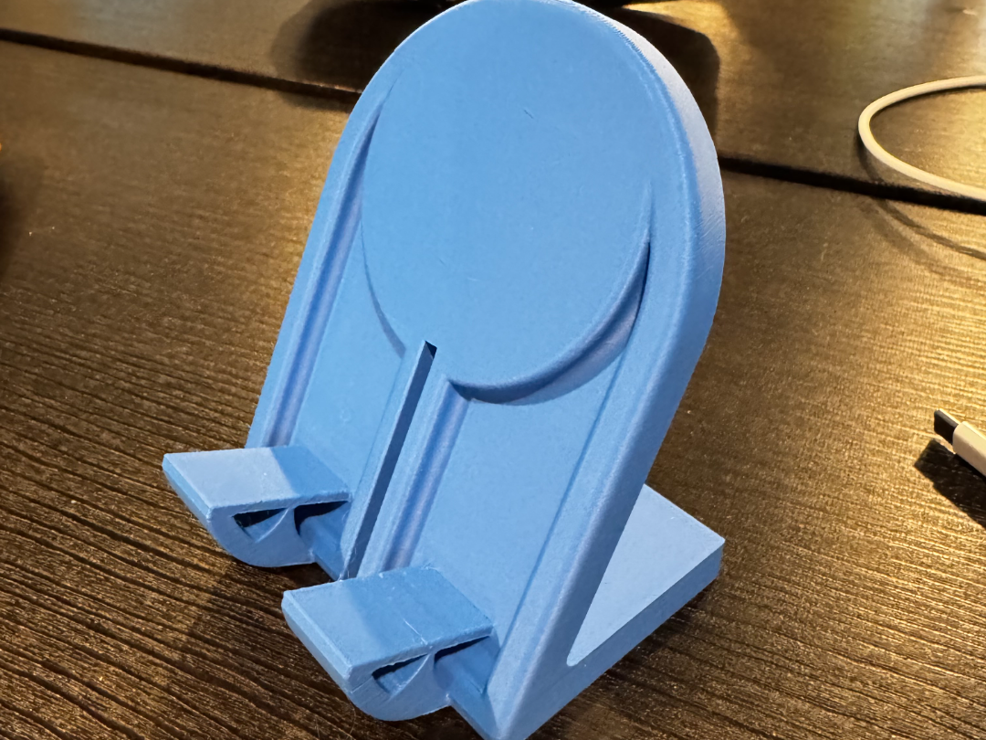 Minimalistic Stand for Phone/Tablet