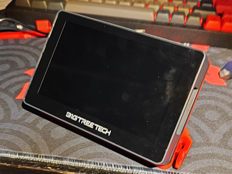 Panda Touch Desk Stand with Quick-Eject