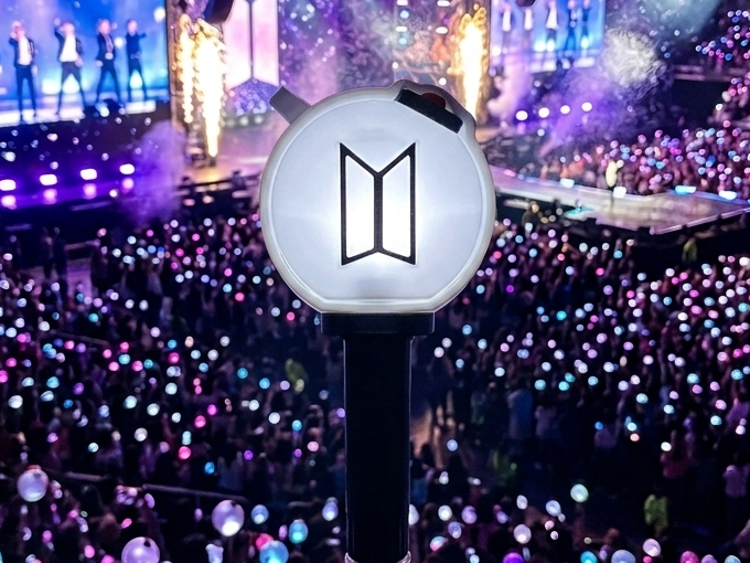 BTS Arirang v4 Lightstick Fidget Clicker Bagcharm