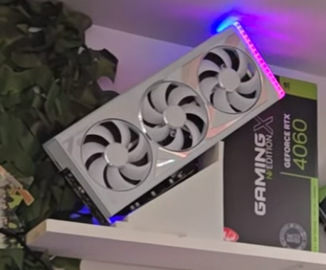 Lightup GPU Holder