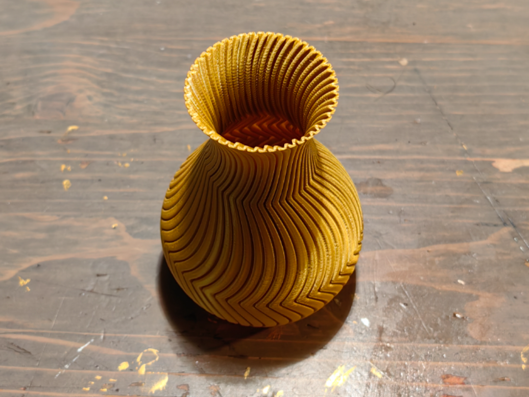 Vase - Exponential Twist