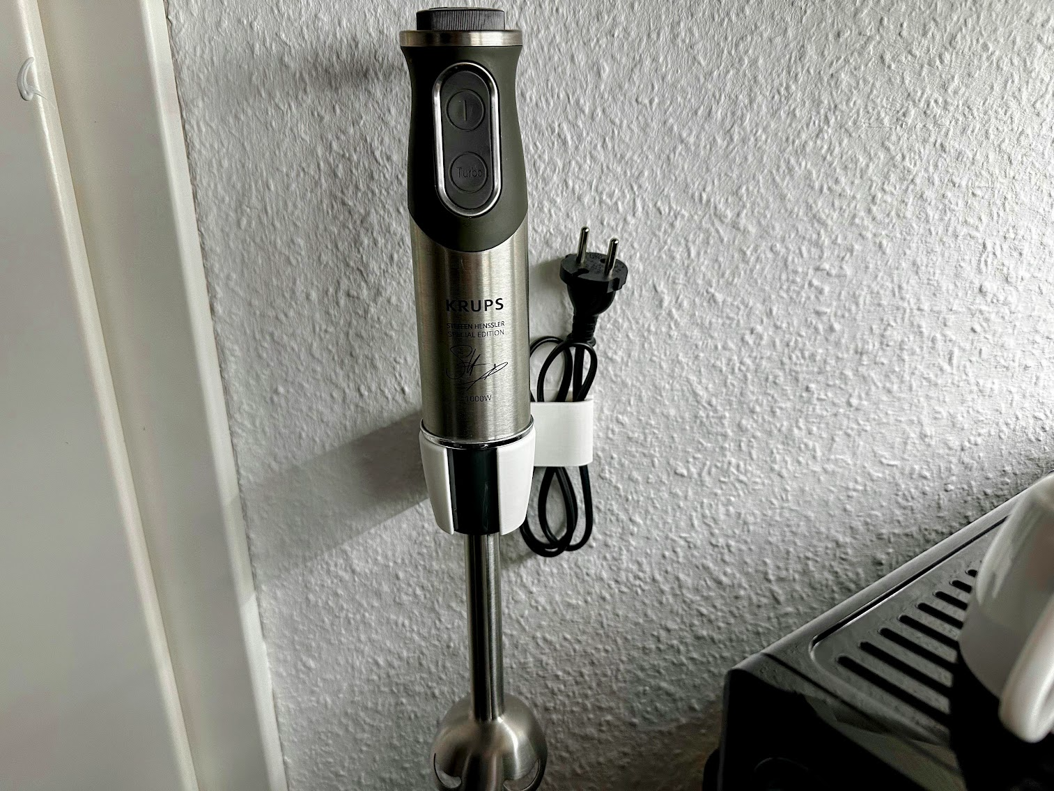 Wall mount for Krups immersion blender HZ6568