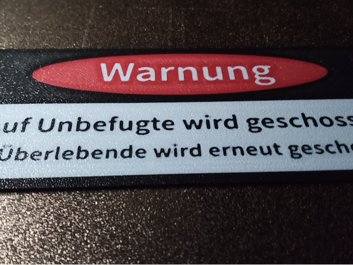 Schild Warnung