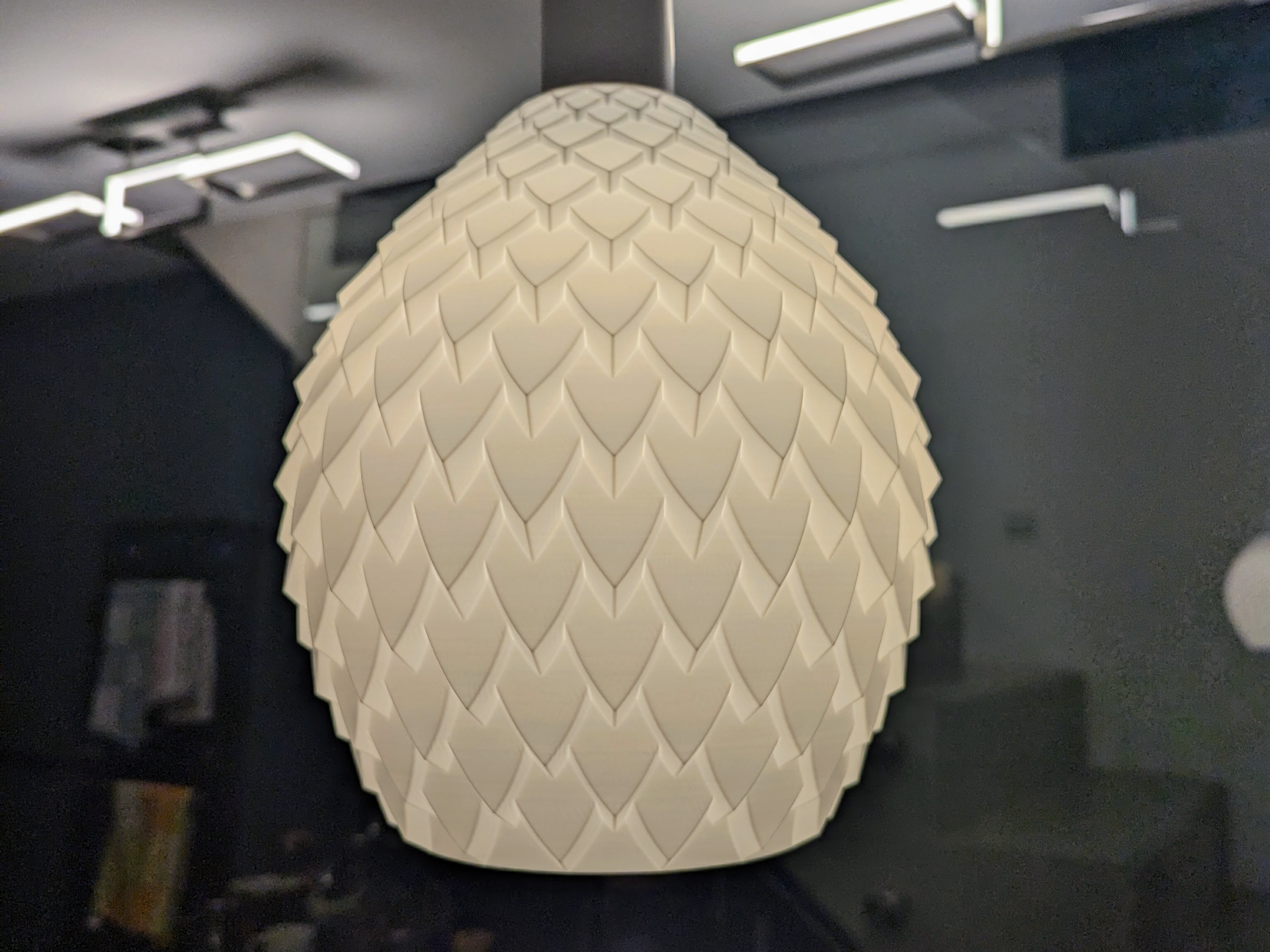 Dragon Scales Pendant Lamp - Vase Mode - Large