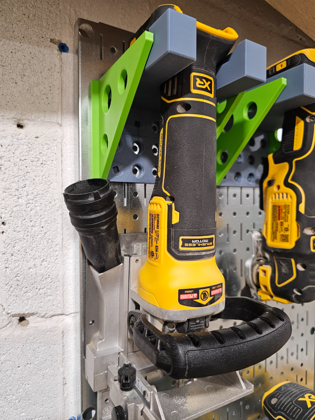 DeWalt 20V Biscuit jointer Wall Control