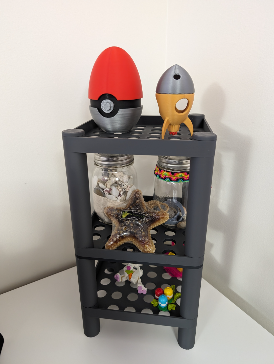 Amazing Square Stackable Shelve