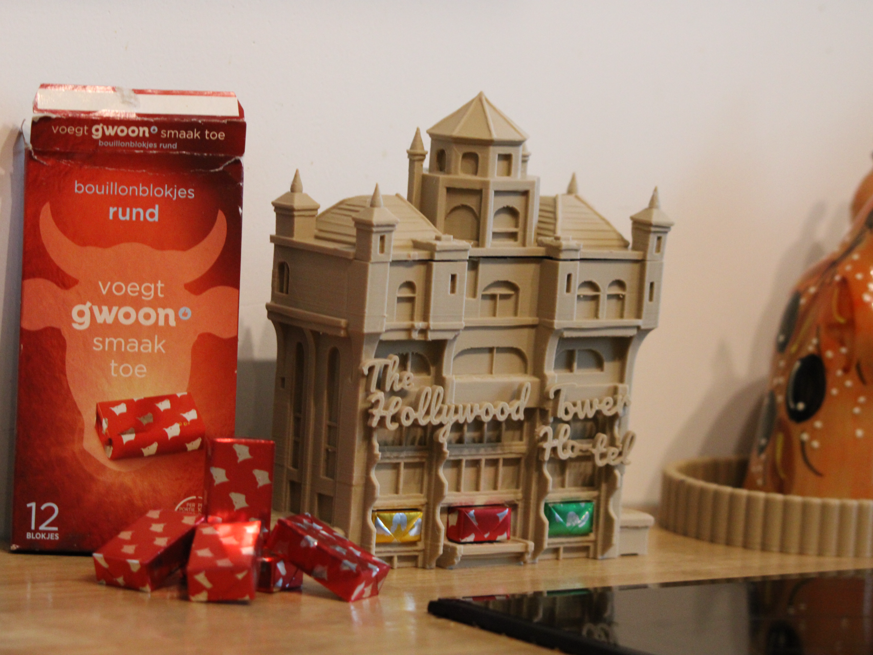 Stock Dispenser; Tower of Terror (Bouillon, Broth)