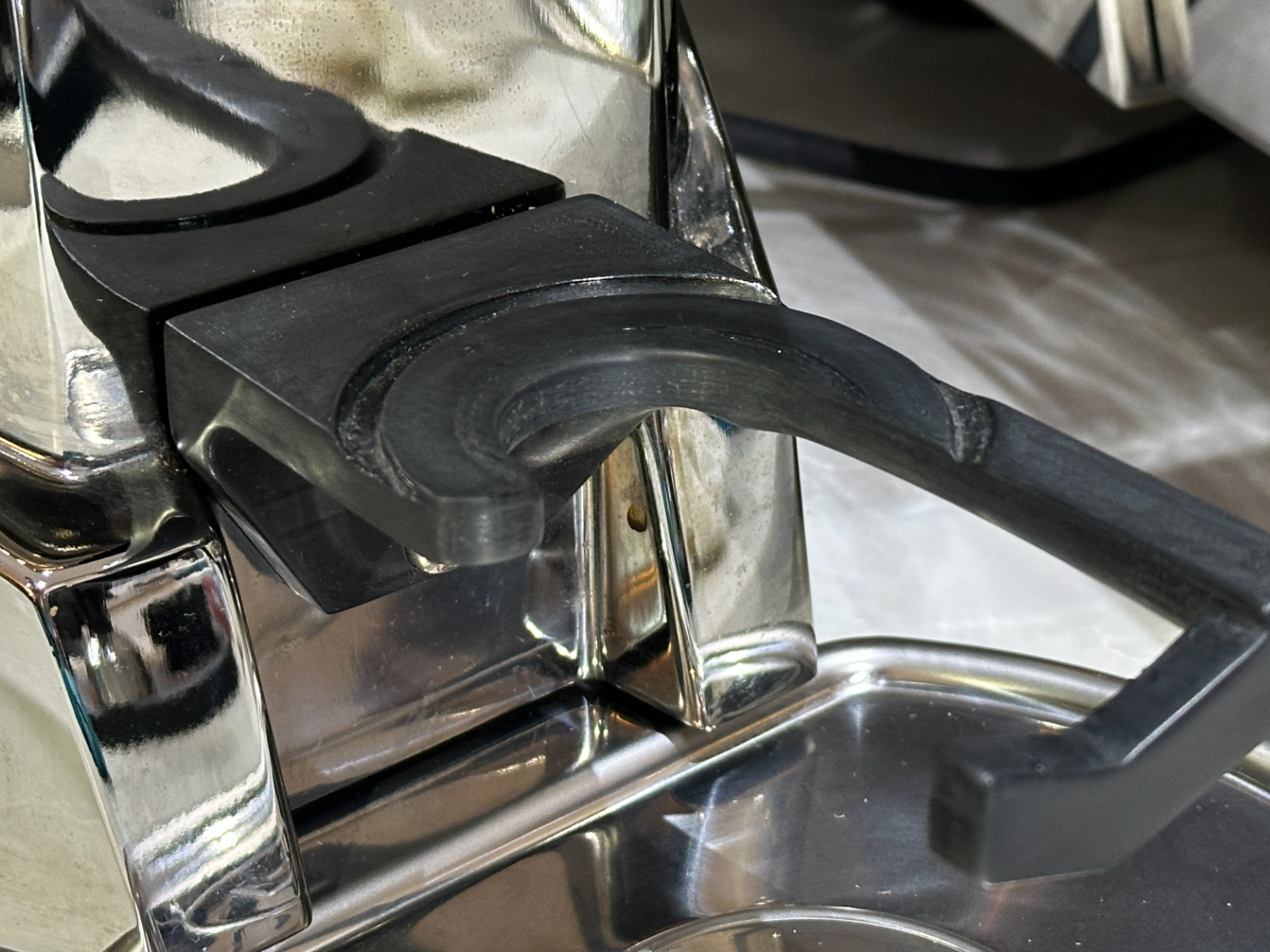 Rocket Fausto Grinder - Portafilter rest