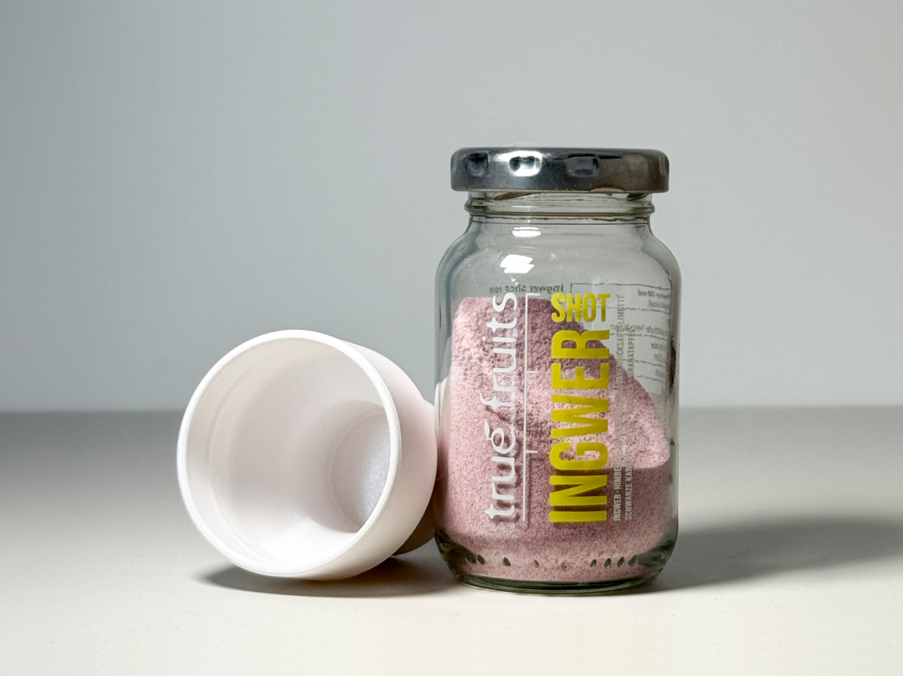 HOLY 7g Messbecher & Cap für Truefruits Flaschen.