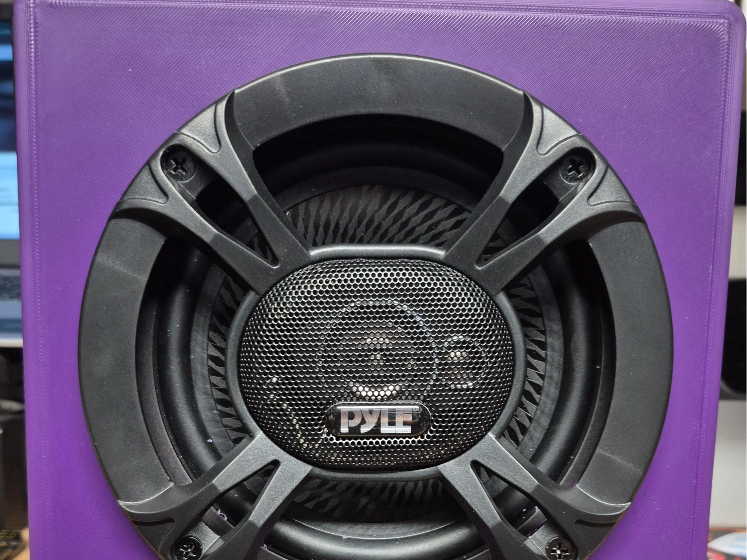 6.5" Speaker Box