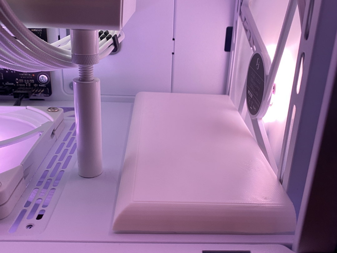 Lian Li 216 Fill Panel