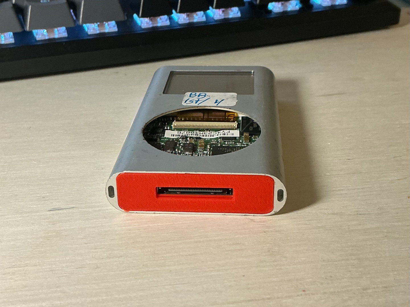 iPod Mini Bottom Bezel