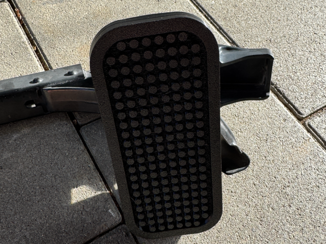 Porsche 944 / 924 Roof Rack Foot Pad Replacement