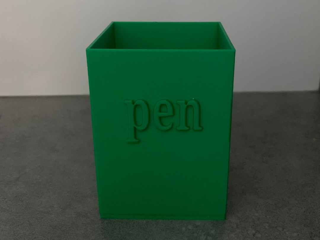 pen container