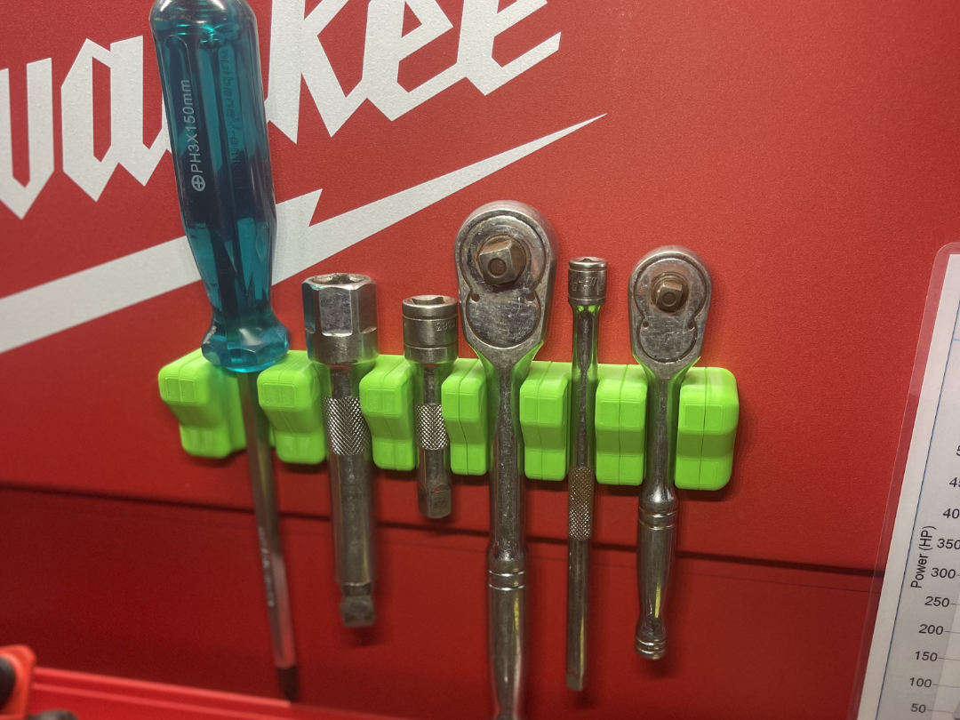 magnetic tool holder