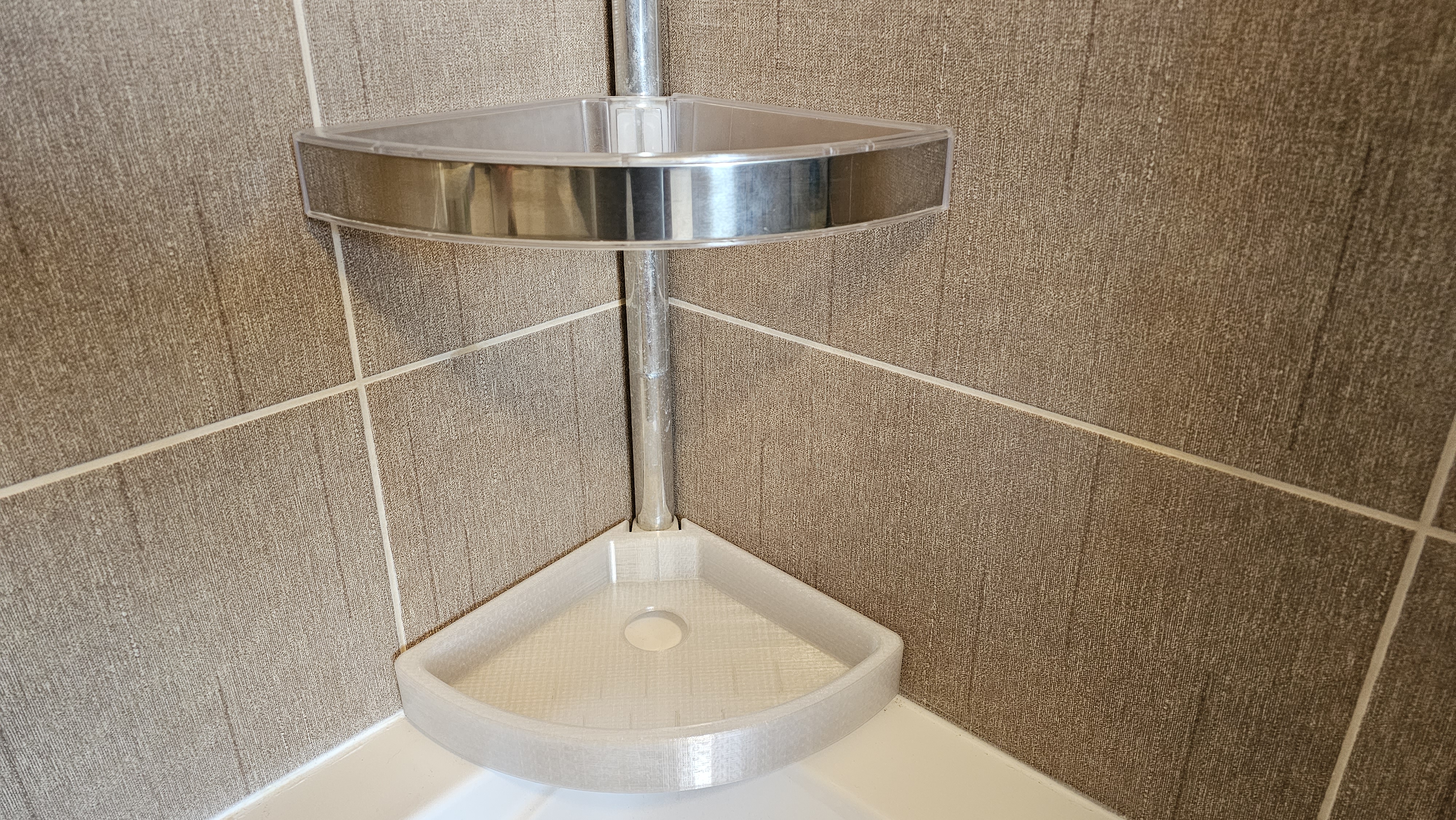 Bathroom shelf / Polička do koupelny