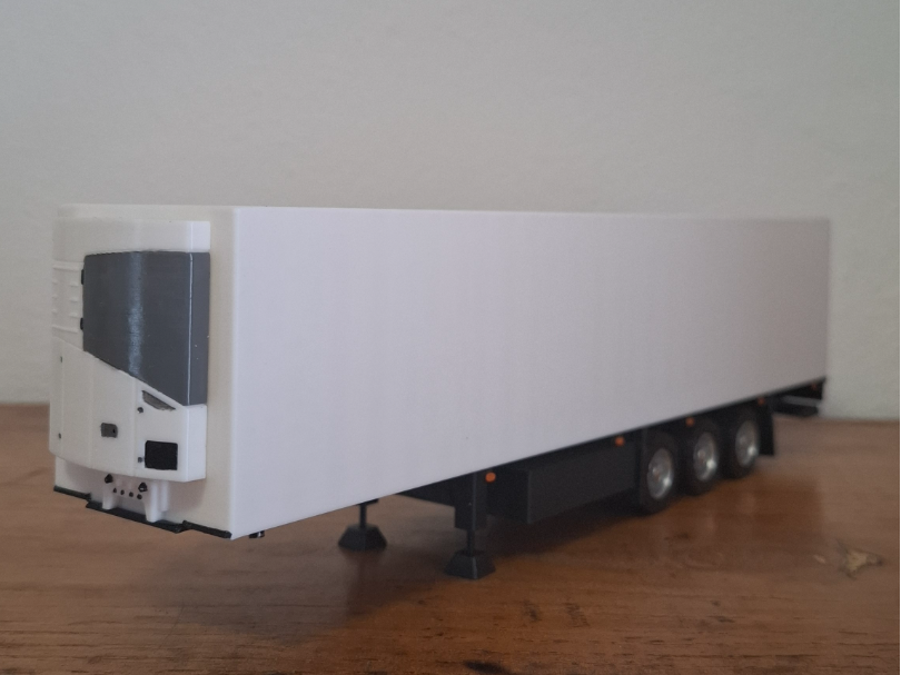 REFRIGERATED SEMITRAILER 1/50