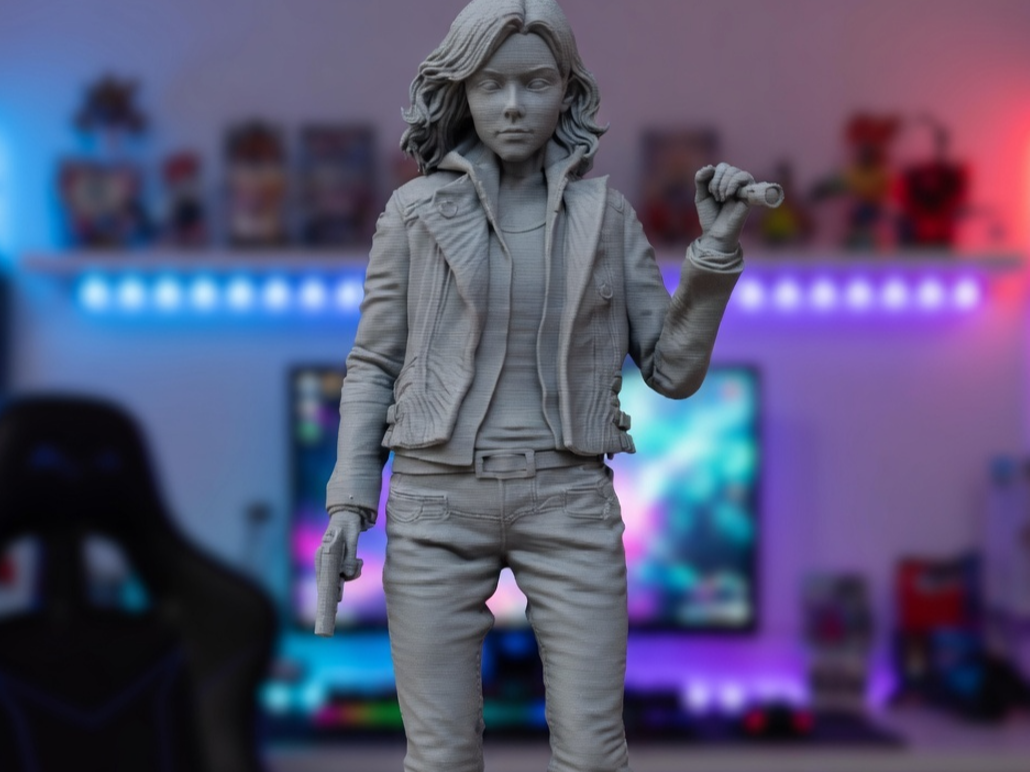 Resident Evil – Grace Ashcroft V3 (Jacket Version)