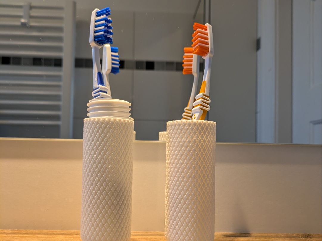 2 in 1 toothbrush holder + travel case - textured