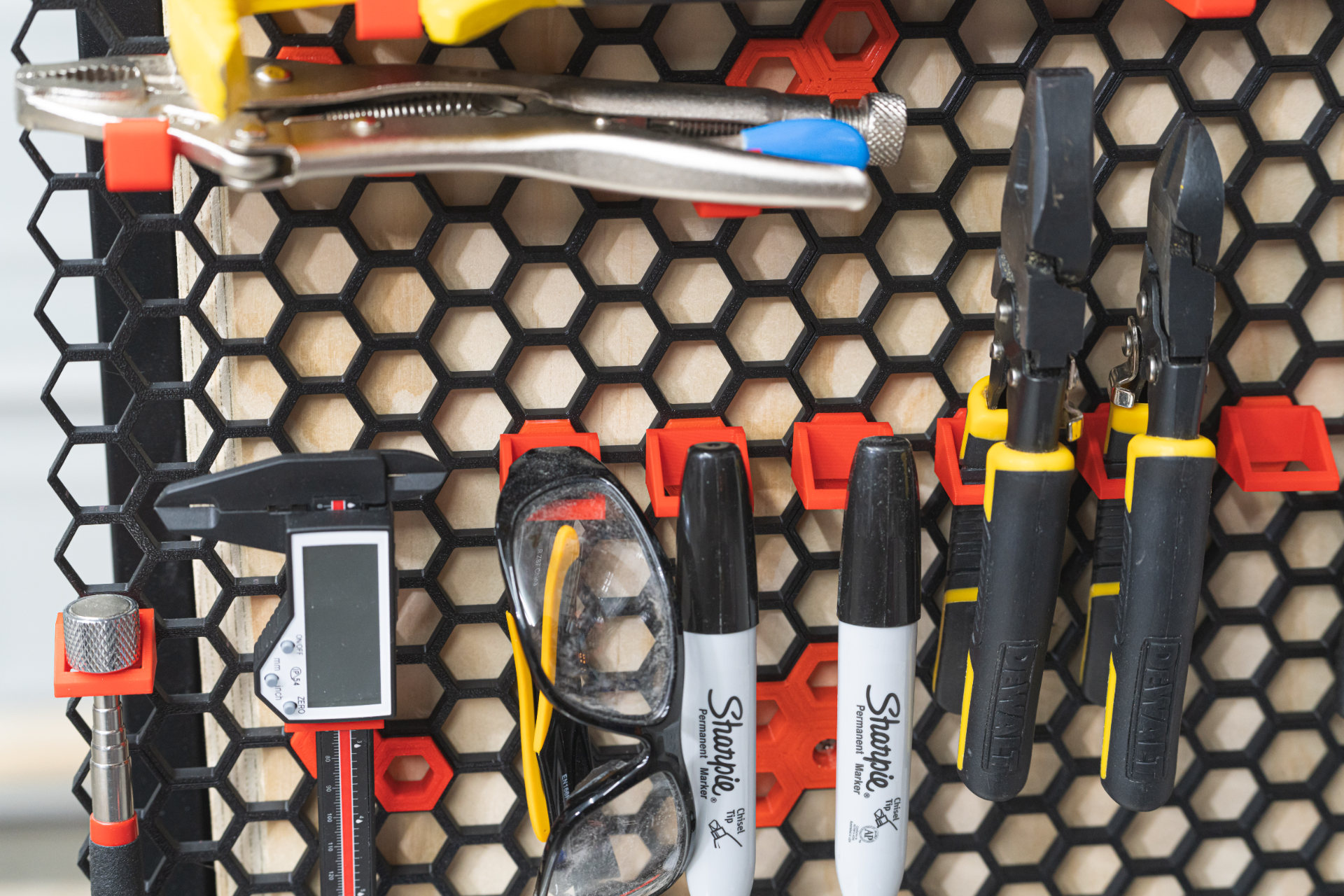 Universal Tool Holders for HWS