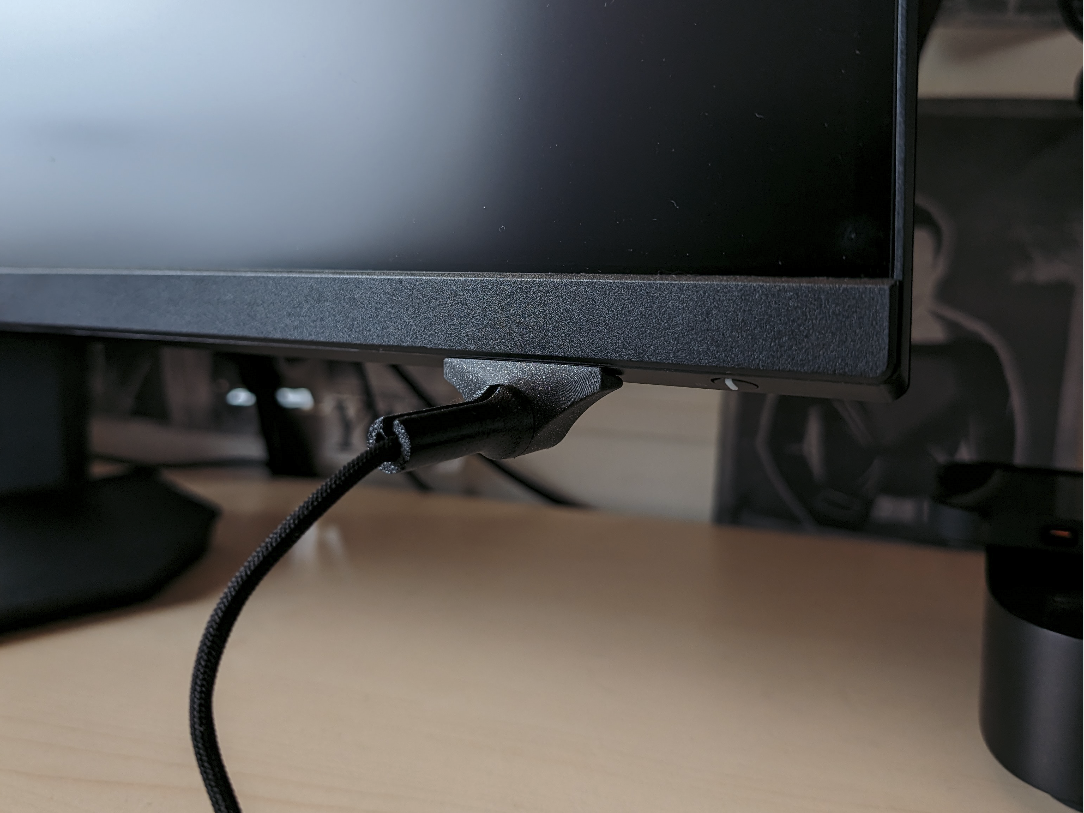 Mouse Bungee Monitor Mount