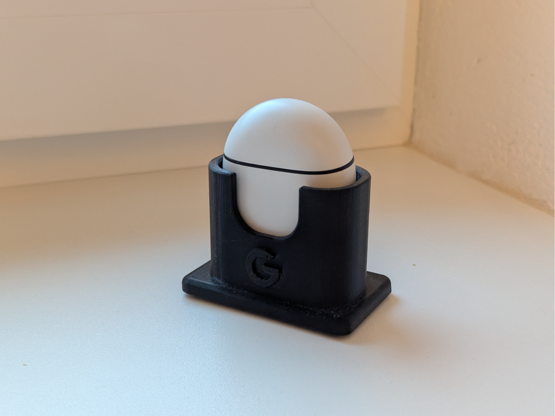 Google Pixel Buds 2 Pro Stand