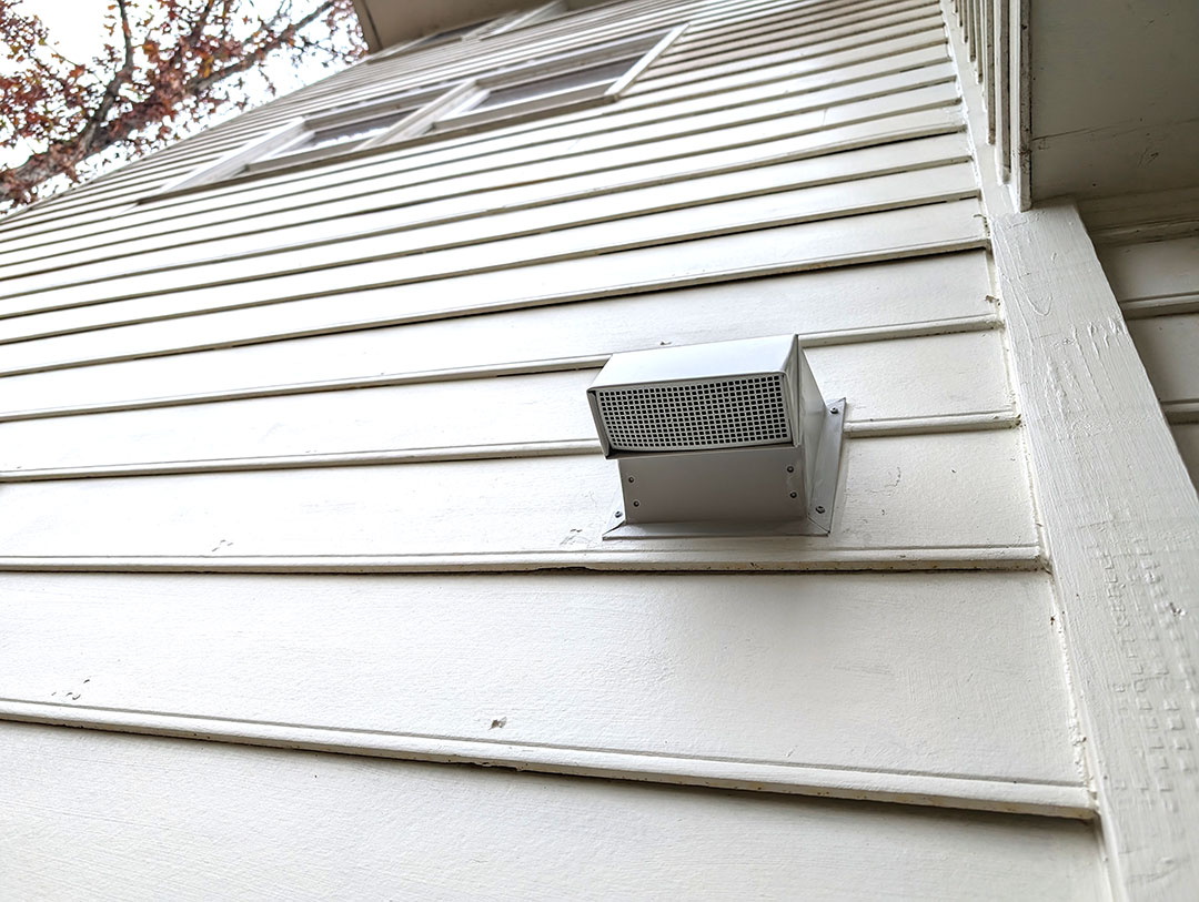 Mesh Vent Insert to Keep Out Pests for IMPERIAL 4-in Exhaust Dryer Vent Hood