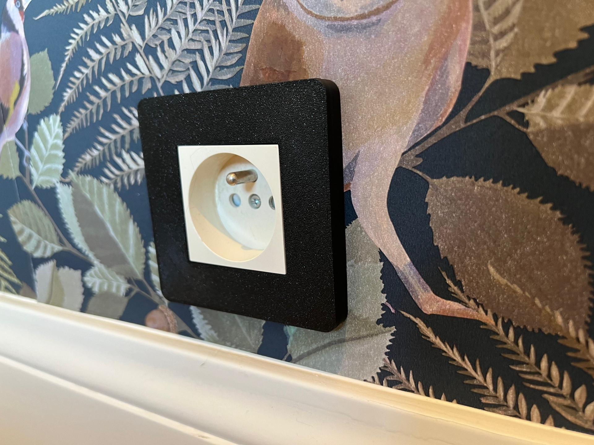 Niko Series coverplate for outlet or switch