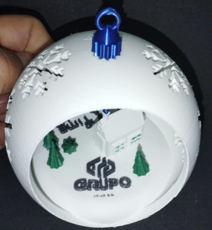 Bola Navidad Para el Grupo Maker