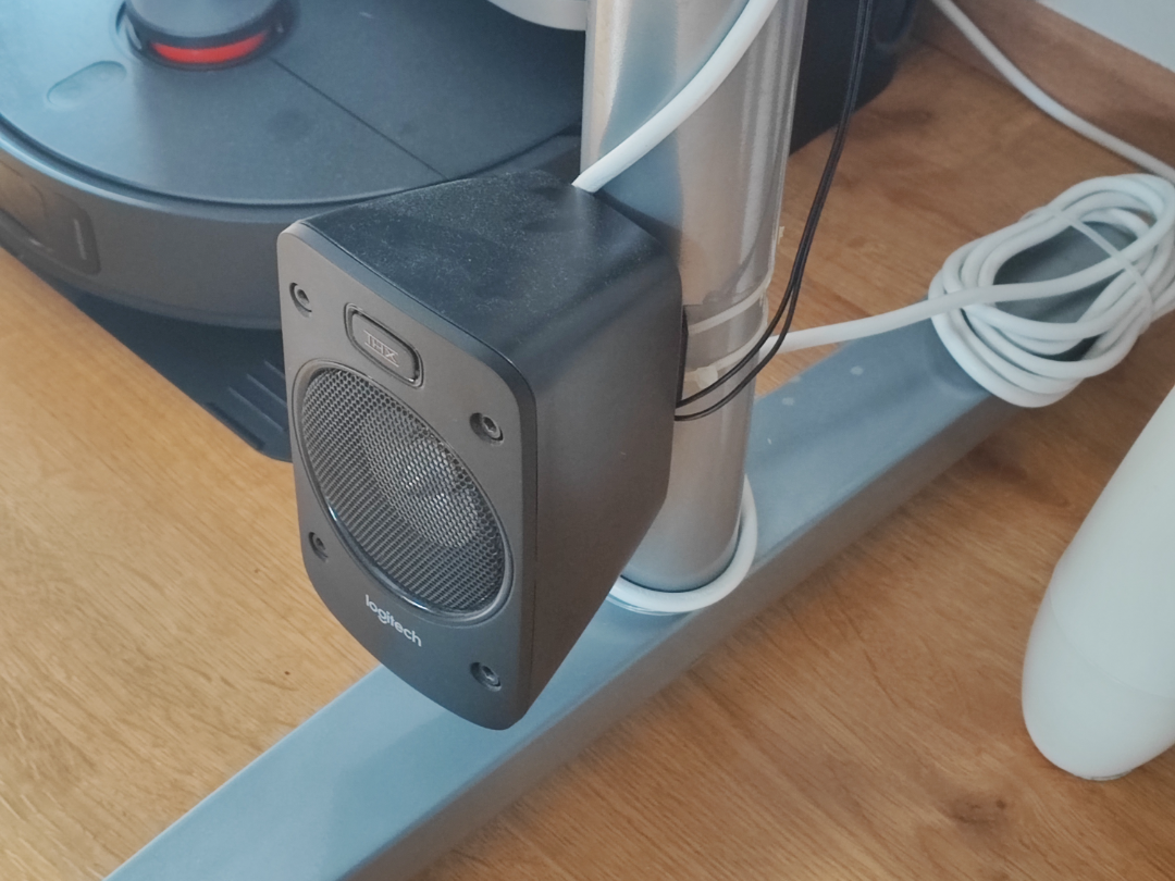 Logitech Z906 holder V2