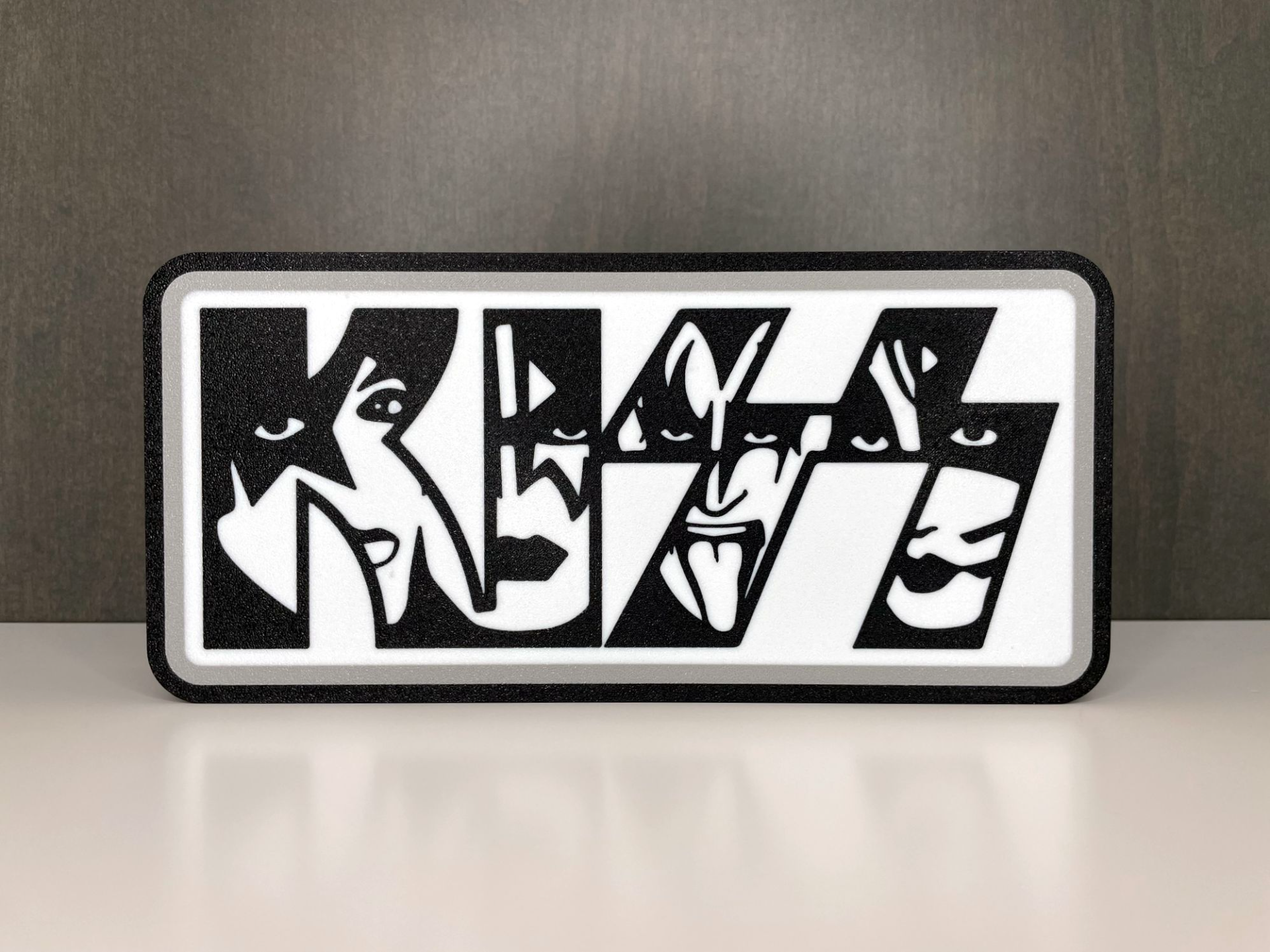 Rock & Roll Vibes: KISS-Inspired LED Light Box – Multi-Color