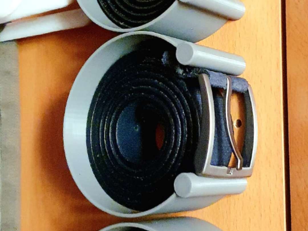 Gürtelhalter Kleiderschrank