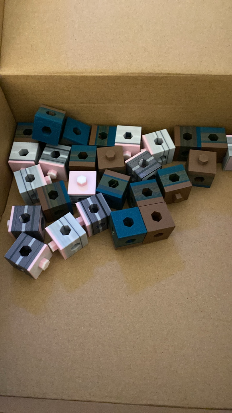 Linking Purge Cubes For Use As Manipulative In Mathematics/STEM Education