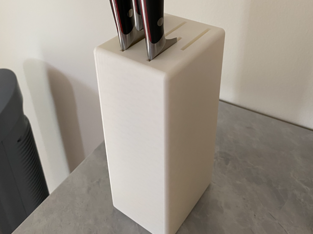 Simple Knife Block