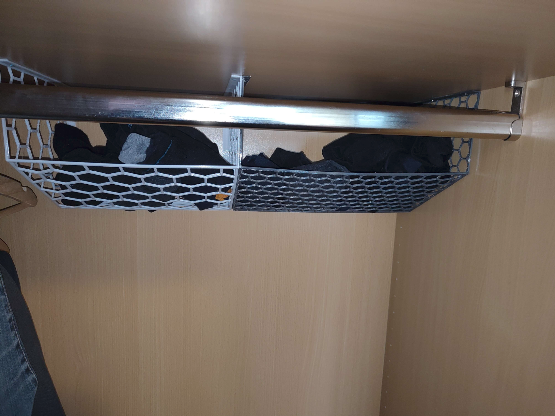 slim hanging basket for above clothing hangers