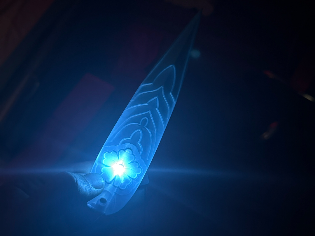 Zoey's Shin-kal Throwing Knives w/LED Channel