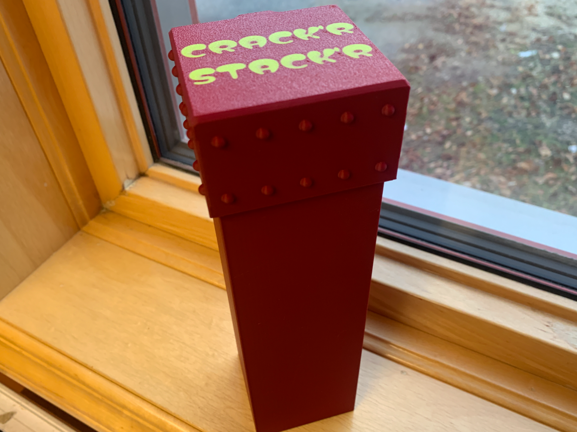 Crack'r Stack'r Storage Container