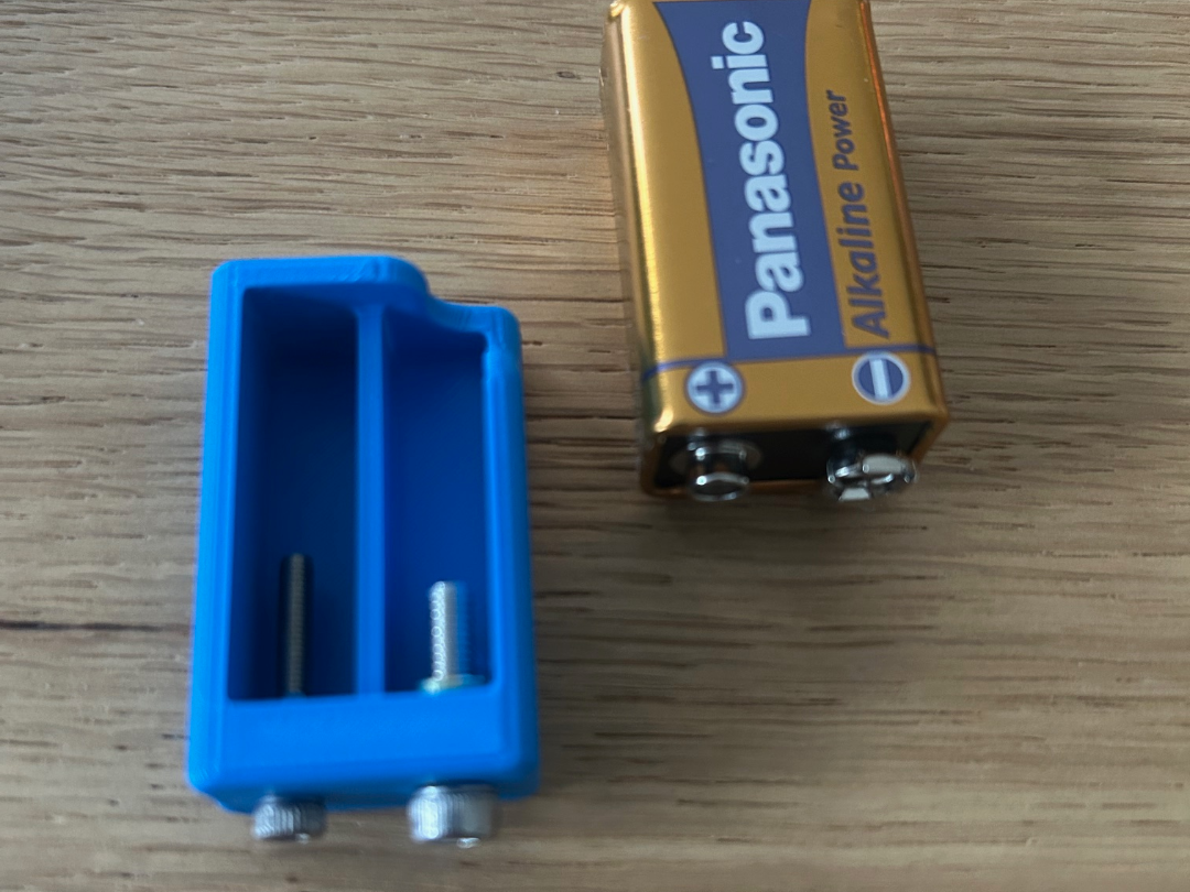 Experimenteller 9Volt Block Adapter
