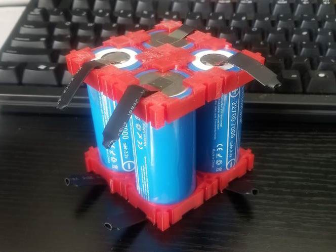 Battery spacer for 32650 32700 battery