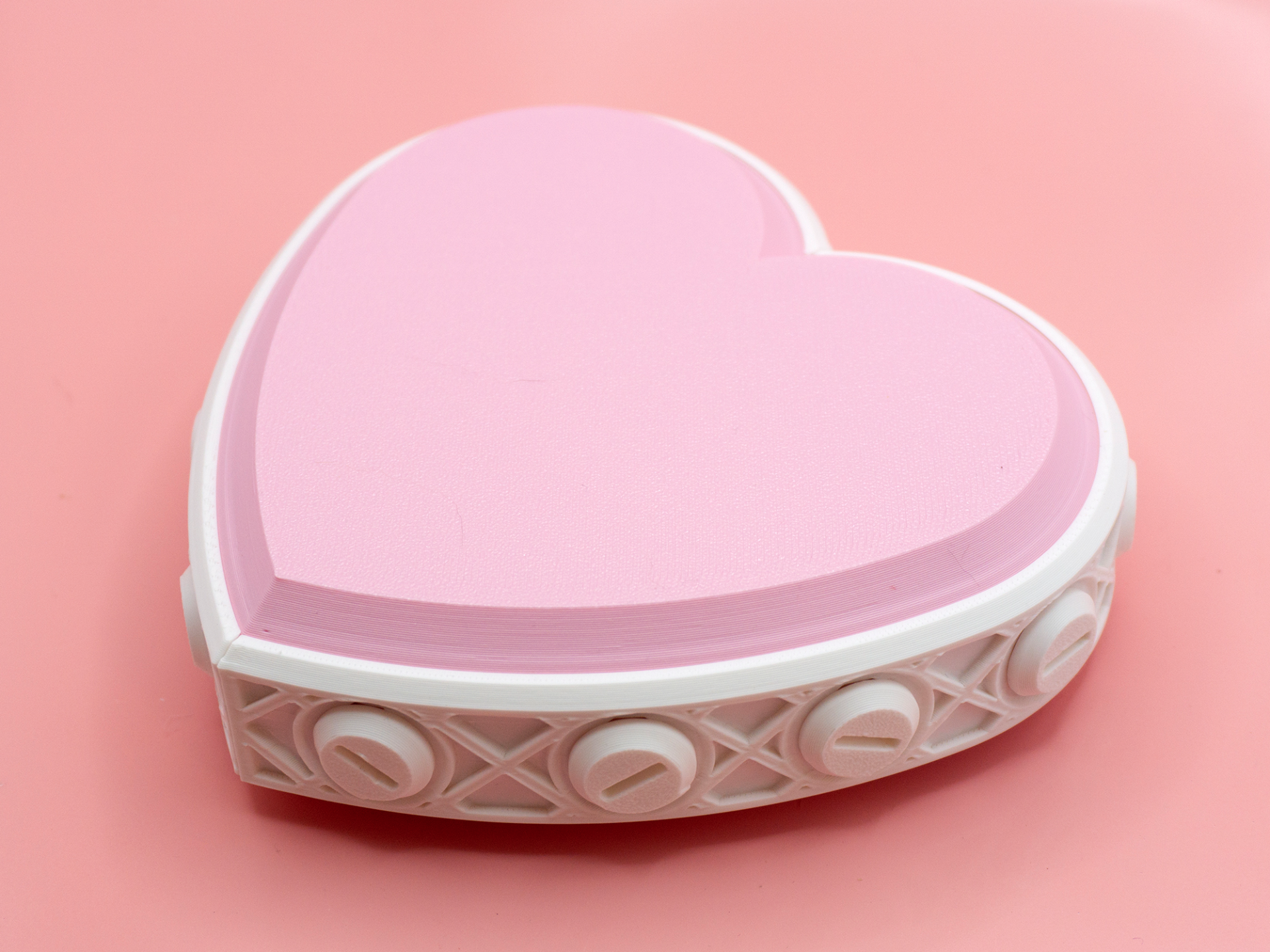 Slightly Frustrating Heart Box by Pork3D.com